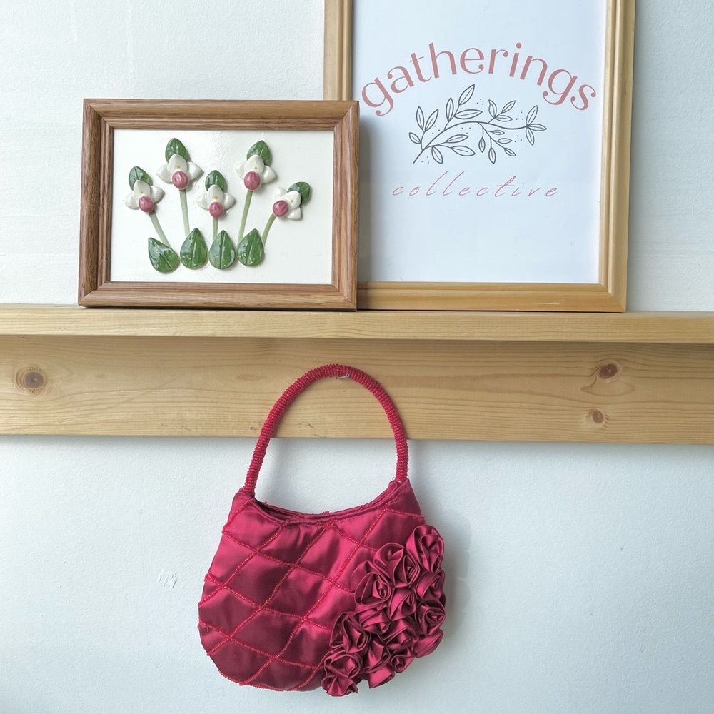 Red Rose Beaded Quilted Mini Purse